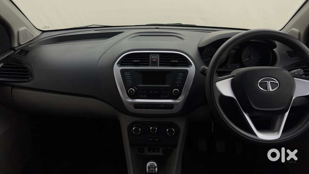 Tata Tiago 1.2 Revotron Xt, 2016, Petrol