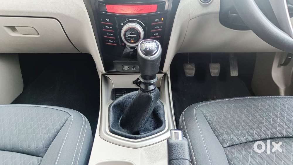 Mahindra Xuv300 W8, 2019, Petrol