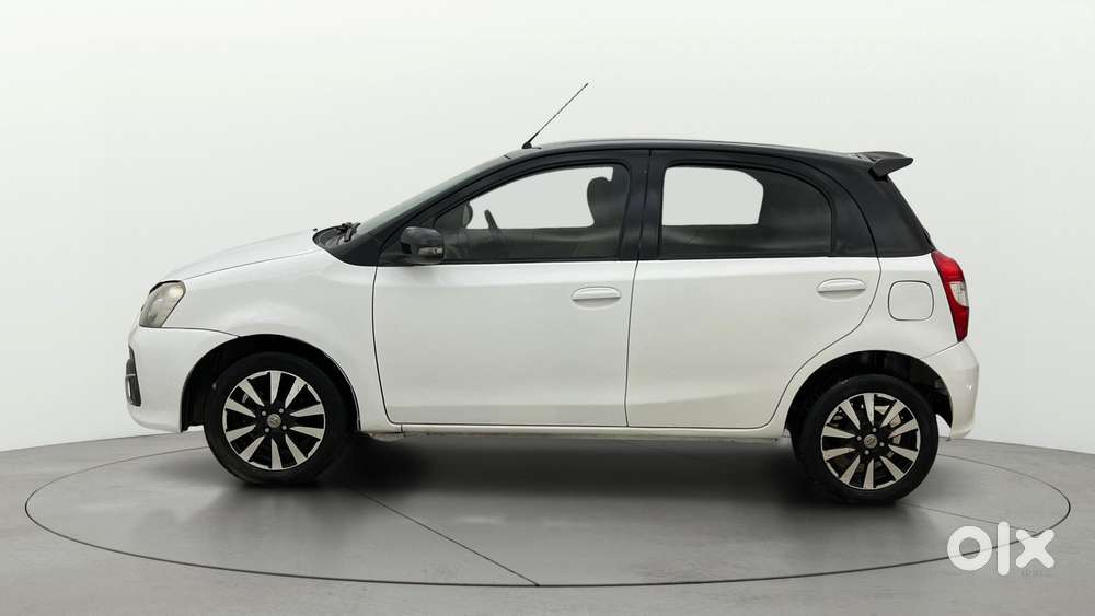 Toyota Etios Liva 1.2 Vx, 2017, Petrol