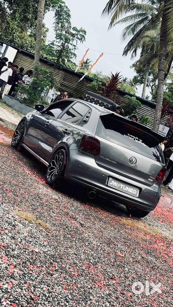 Volkswagen Polo Petrol 2011 Model