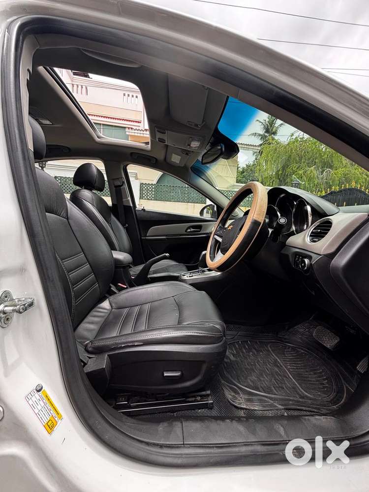 Chevrolet Cruze Ltz At, 2017, Petrol