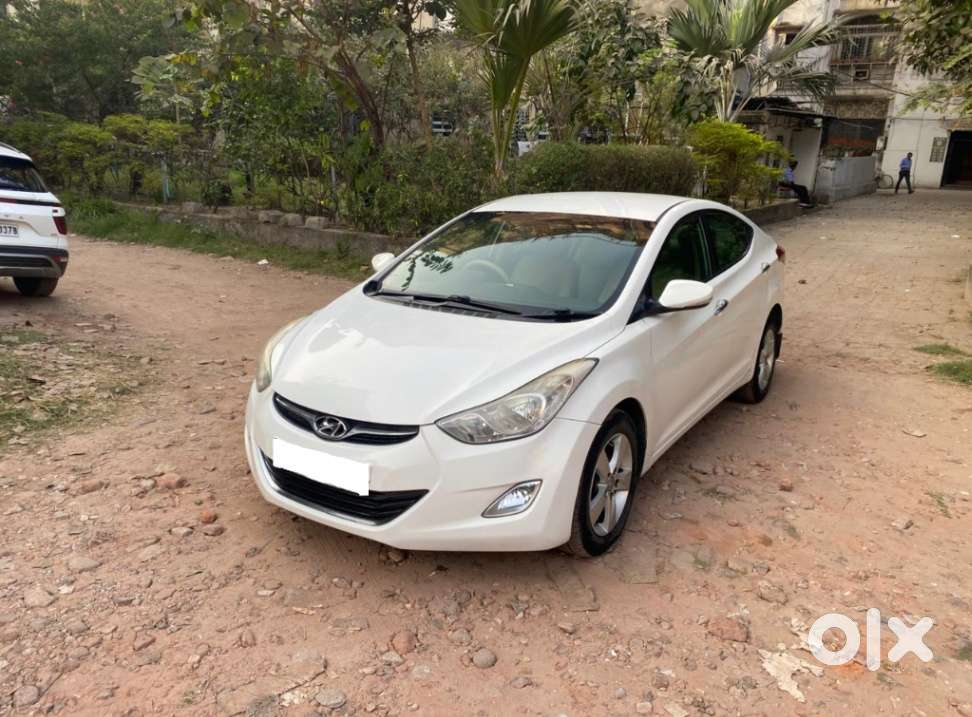 Hyundai Elantra 1.8 Sx Mt, 2014, Petrol