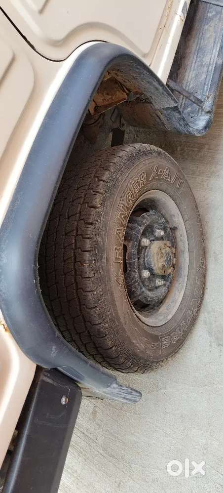 Mahindra  2010 Diesel 150000 Km Driven 4tyre New All Documents Complet