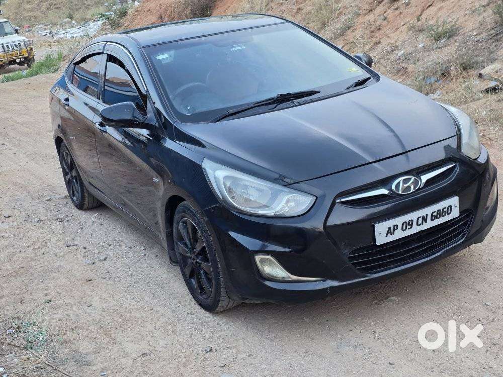 Hyundai Verna Fluidic 1.6 Crdi Sx Opt, 2012, Diesel