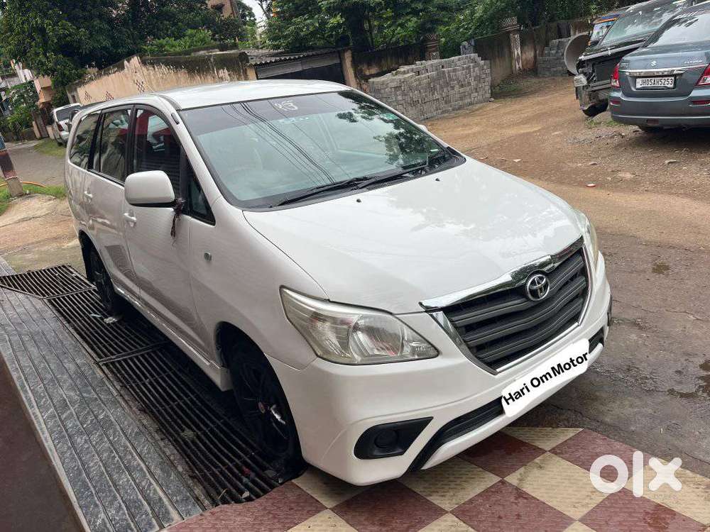 Toyota Innova 2.5 G (diesel) 7 Seater, 2014, Diesel