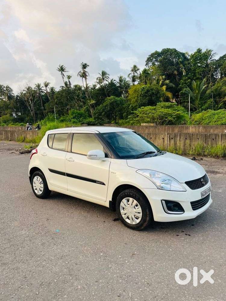 Maruti Suzuki Swift Vxi With Abs, 2017, Petrol