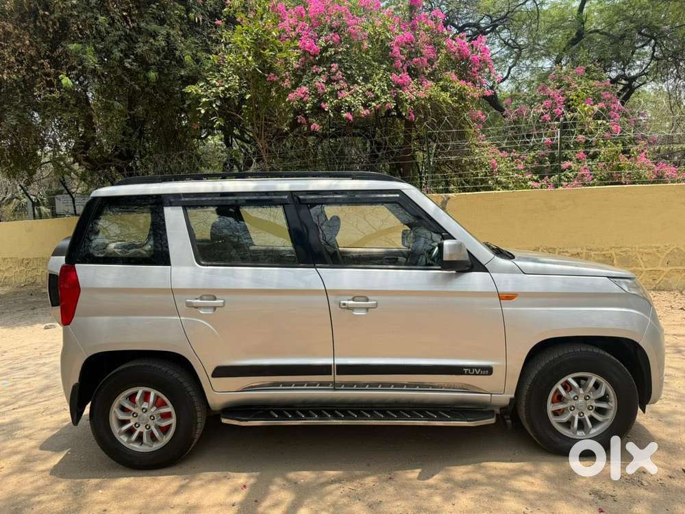 Mahindra Tuv 300 Mhawk100 T8 Dual Tone, 2018, Diesel