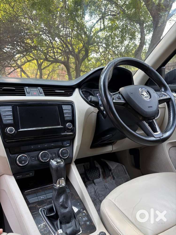 Skoda Octavia 2013-2017 Ambition 1.8 Tsi At, 2016, Petrol