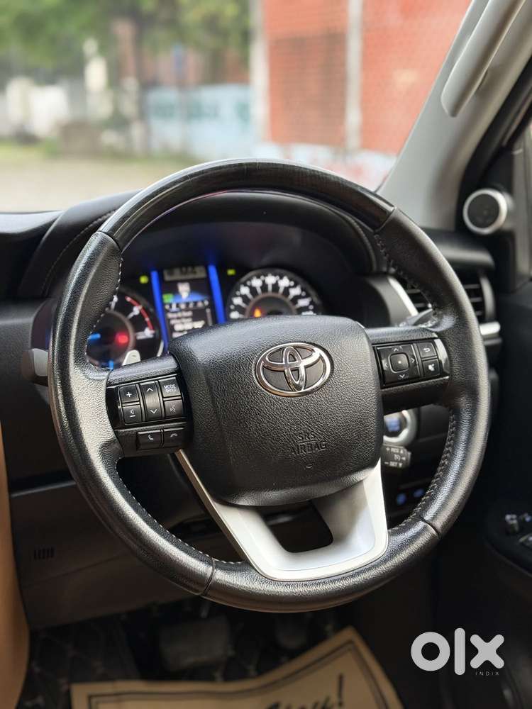 Toyota Fortuner 4x2 At 2.8 Diesel, 2019, Diesel
