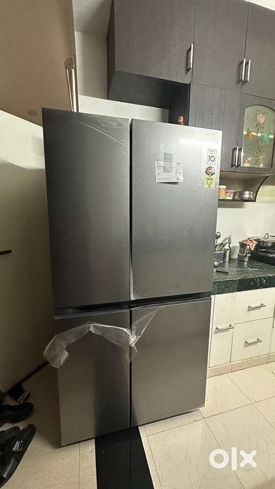 LG SBS 650 liter brand new fridge