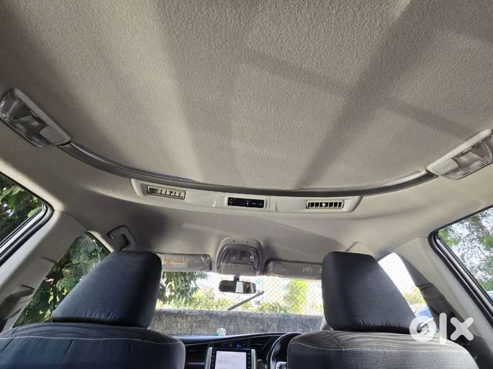 Toyota Innova Crysta 2021 Diesel 65000 Km Driven