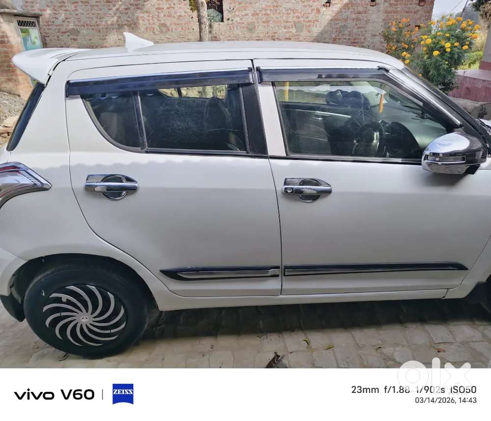Maruti Suzuki Swift 2012 Diesel 113000 Km Driven