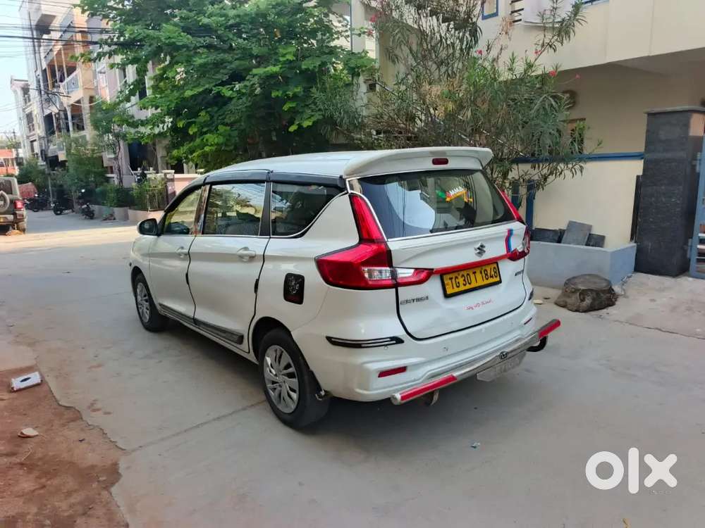 Maruti Suzuki Ertiga 2024 Petrol 90000 Km Driven
