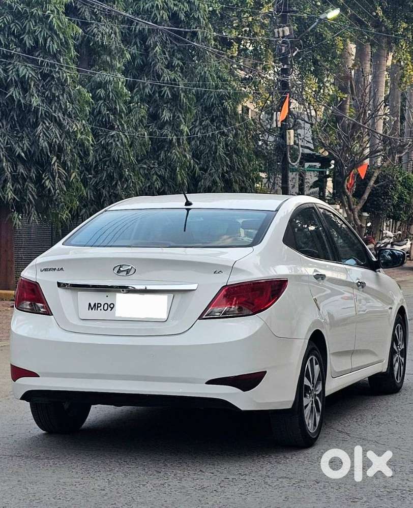 Hyundai Verna 1.6 Sx (o) Crdi, 2015, Diesel