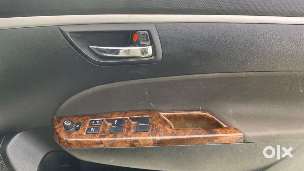 Maruti Suzuki Swift Vxi, 2015, Petrol