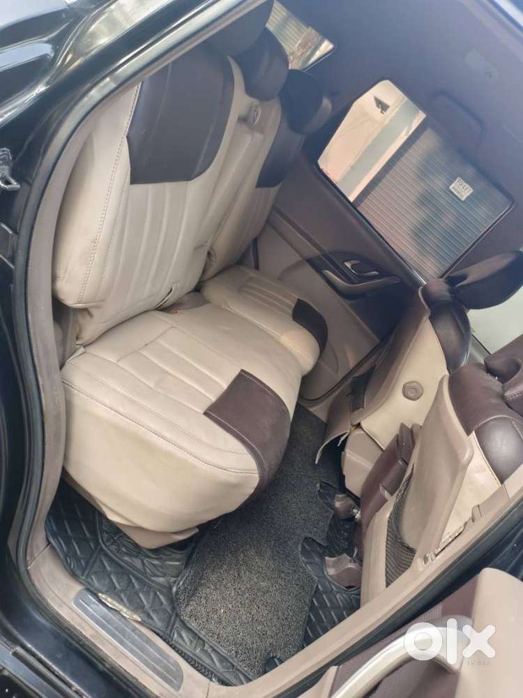 Mahindra Xuv500 2011-2015 W8 2wd, 2015, Diesel