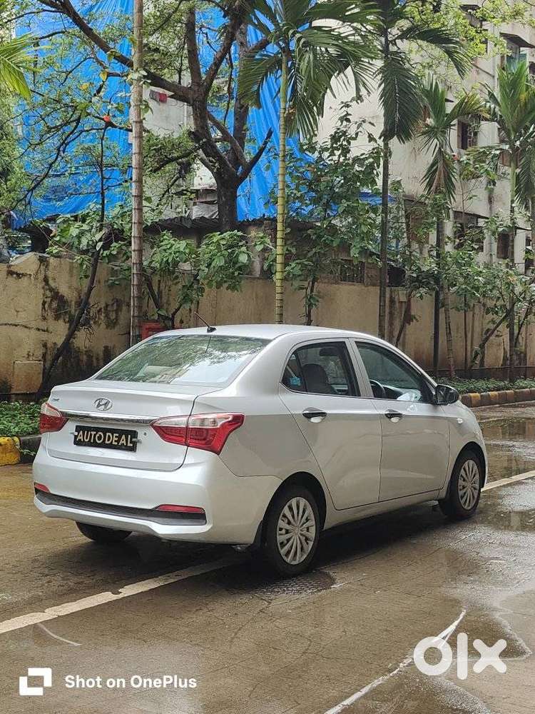 Hyundai Xcent Base 1.2, 2018, Petrol