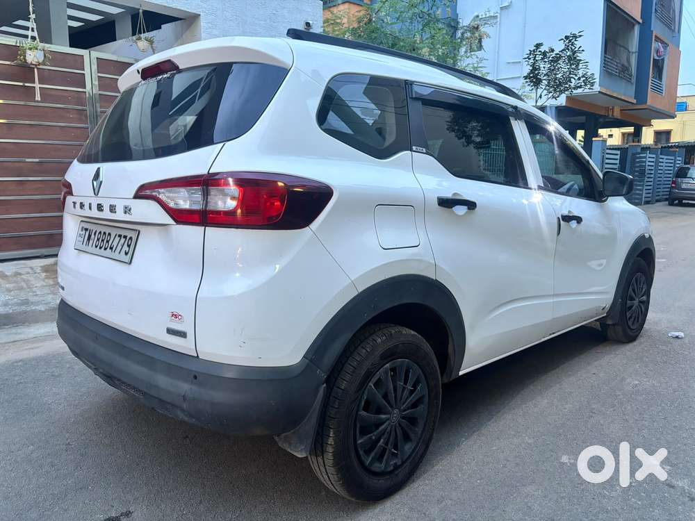 Renault Triber Rxz Urban Night Limited Edition, 2020, Petrol