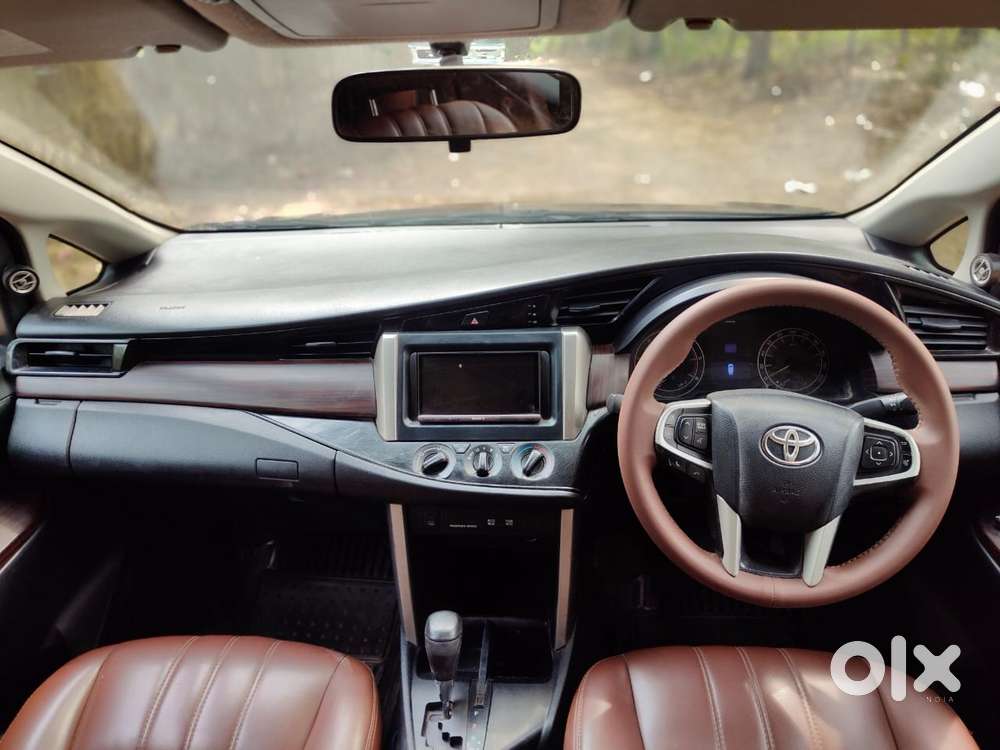 Toyota Innova Crysta 2.8 Gx At, 2016, Diesel