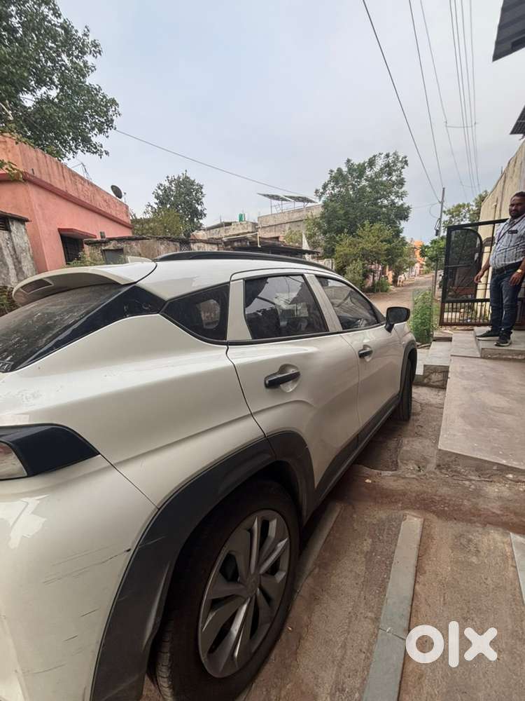 Maruti Suzuki Fronx 2024