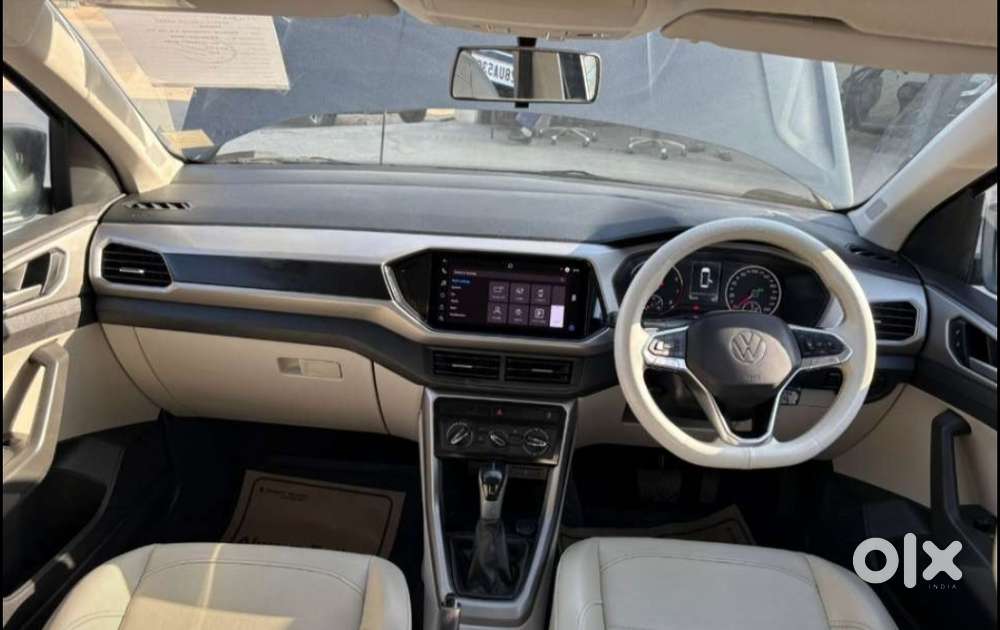 Volkswagen Taigun 1.0 Tsi Highline At, 2022, Petrol