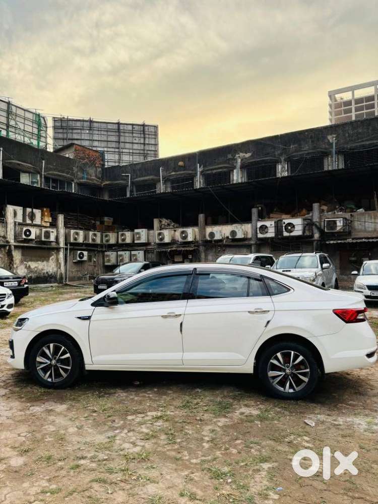 Skoda Slavia 1.0 Tsi Style, 2022, Petrol