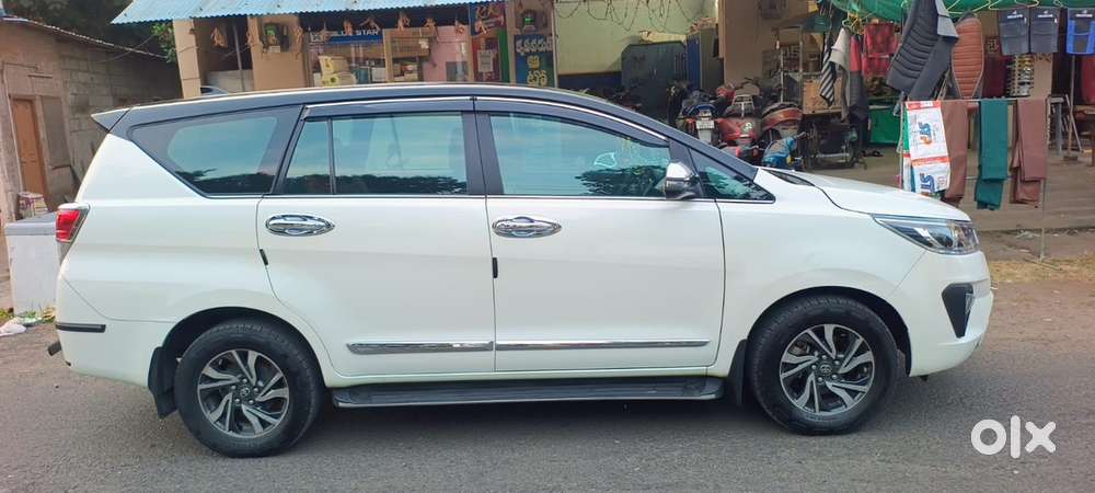 Toyota Innova Crysta 2022