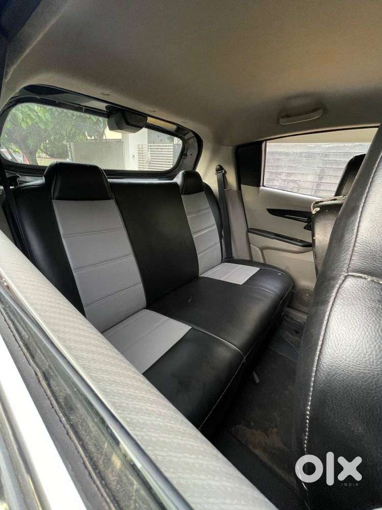 Mahindra Kuv 100 Mahindra-kuv-100-g80-k4-plus, 2016, Petrol