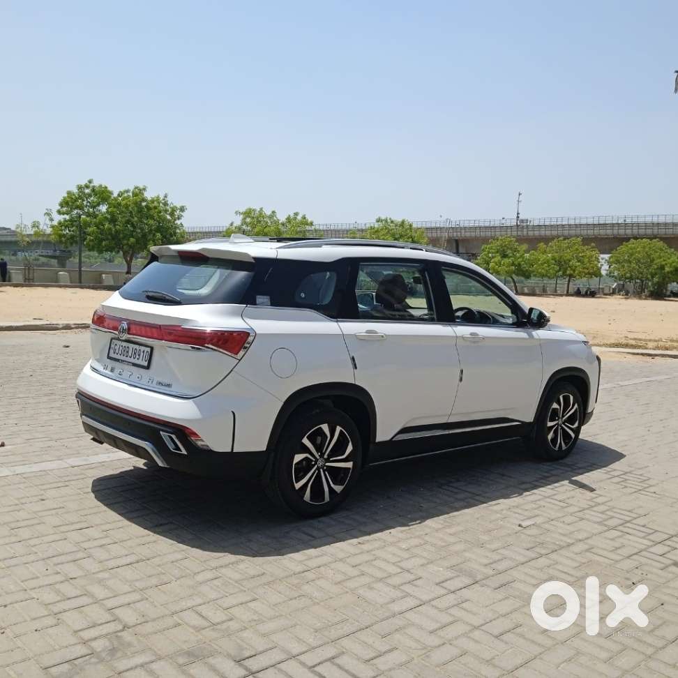 Mg Hector Plus Sharp Pro 1.5 Turbo Petrol Cvt 6 Str, 2025, Petrol