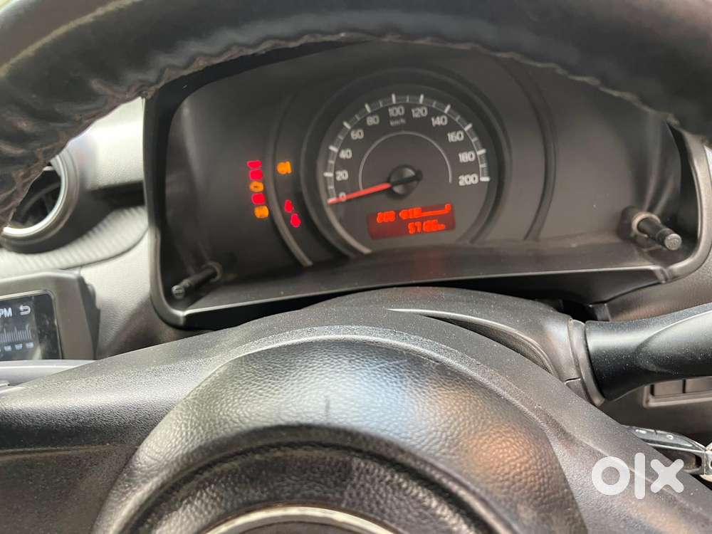 Maruti Suzuki Swift 1.2 Lxi (o), 2021, Petrol