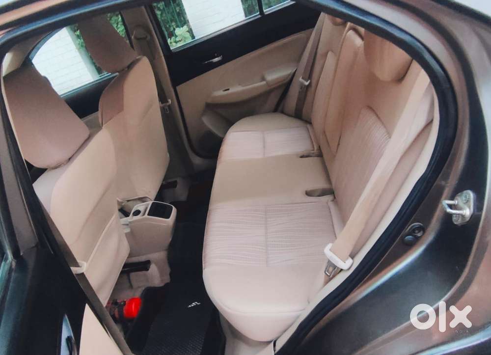 Maruti Suzuki Dzire 1.2 Vxi Cng, 2022, Cng & Hybrids