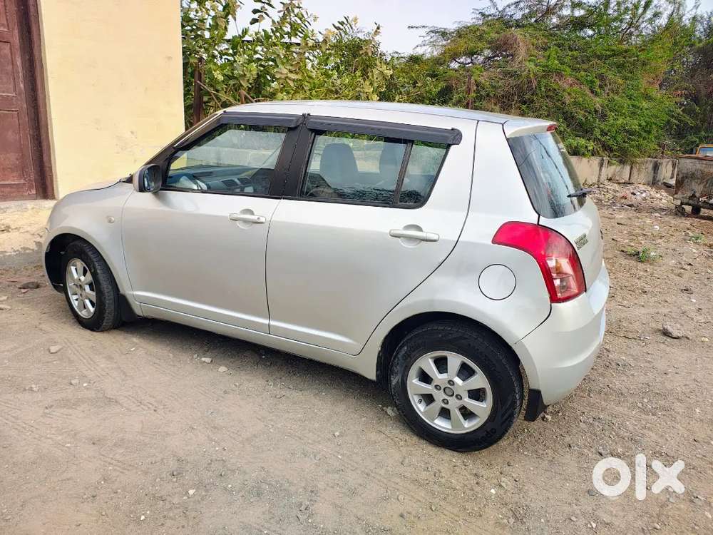 Swift Zxi Petrol Cng