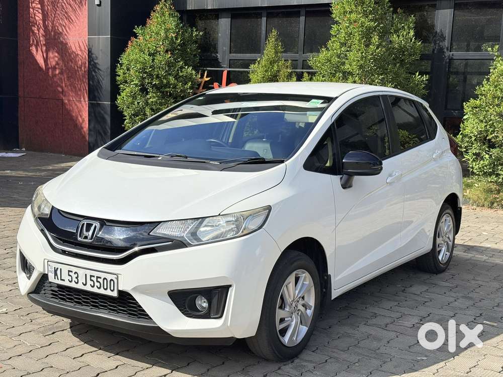 Honda Jazz V Automatic, 2015, Petrol