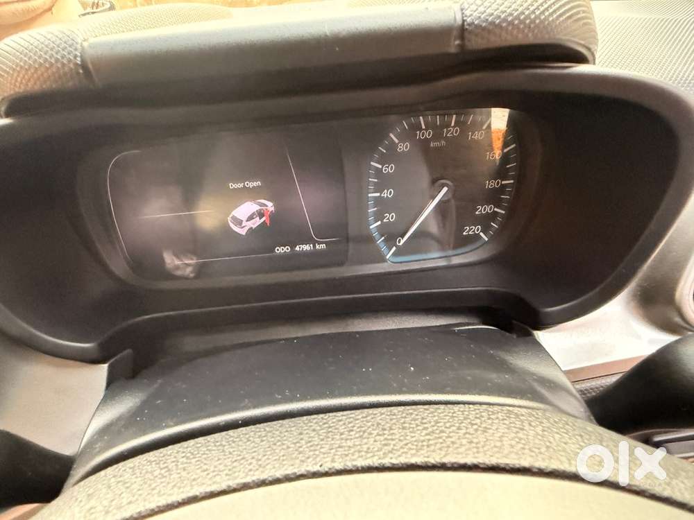 Tata Altroz Xz Plus Petrol Edition Start Stop Push Button