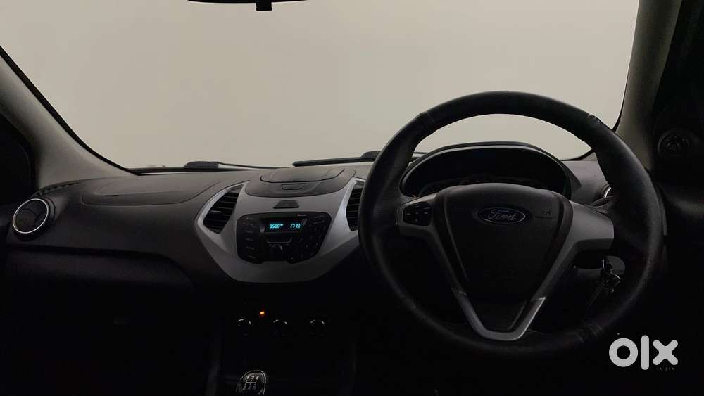 Ford Figo 1.2p Trend Mt, 2015, Petrol
