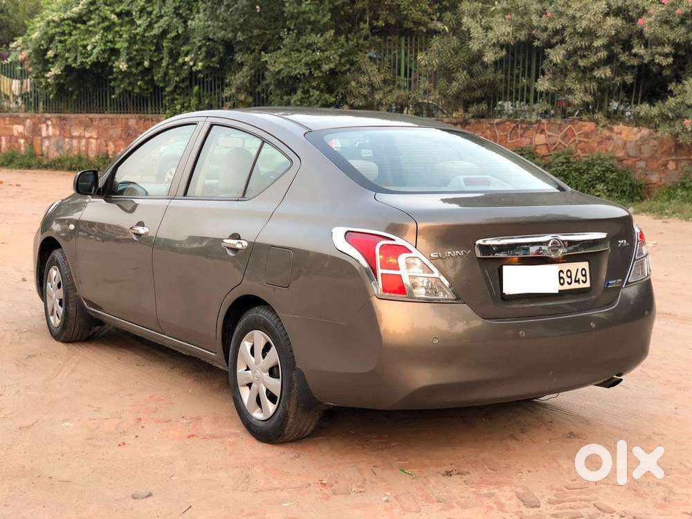 Nissan Sunny Xv Premium Pack (leather), 2015, Diesel