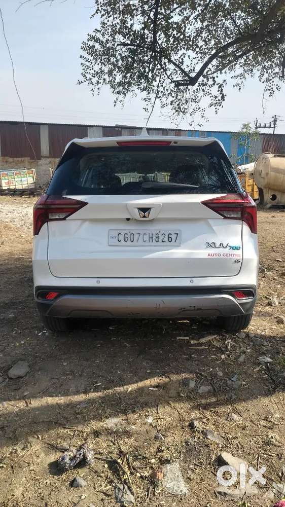 Mahindra Xuv700 2023 Diesel 98000 Km Driven