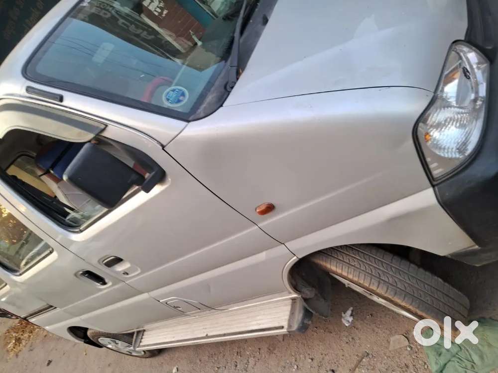 Maruti Suzuki Eeco 2016