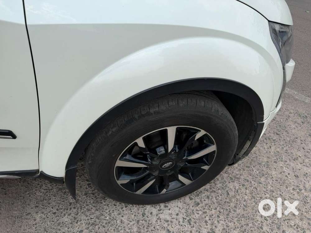 Mahindra Xuv500 2021 Diesel Well Maintained