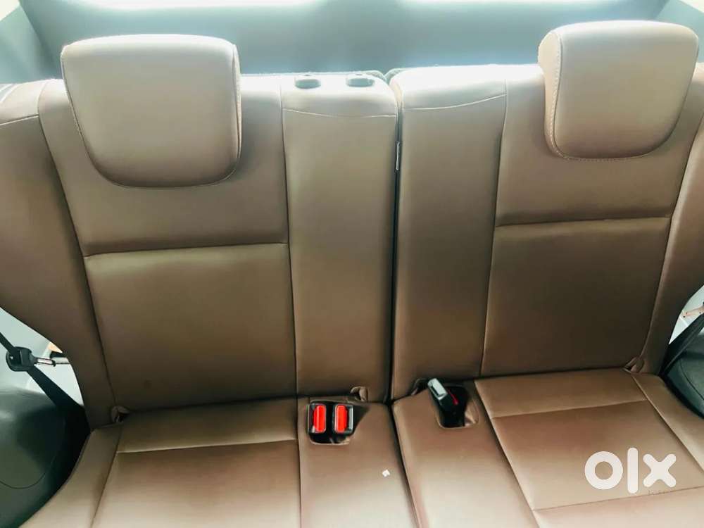 Toyota Innova Hycross 2.0 Zx (o) Hybrid 7 Str, 2025, Petrol