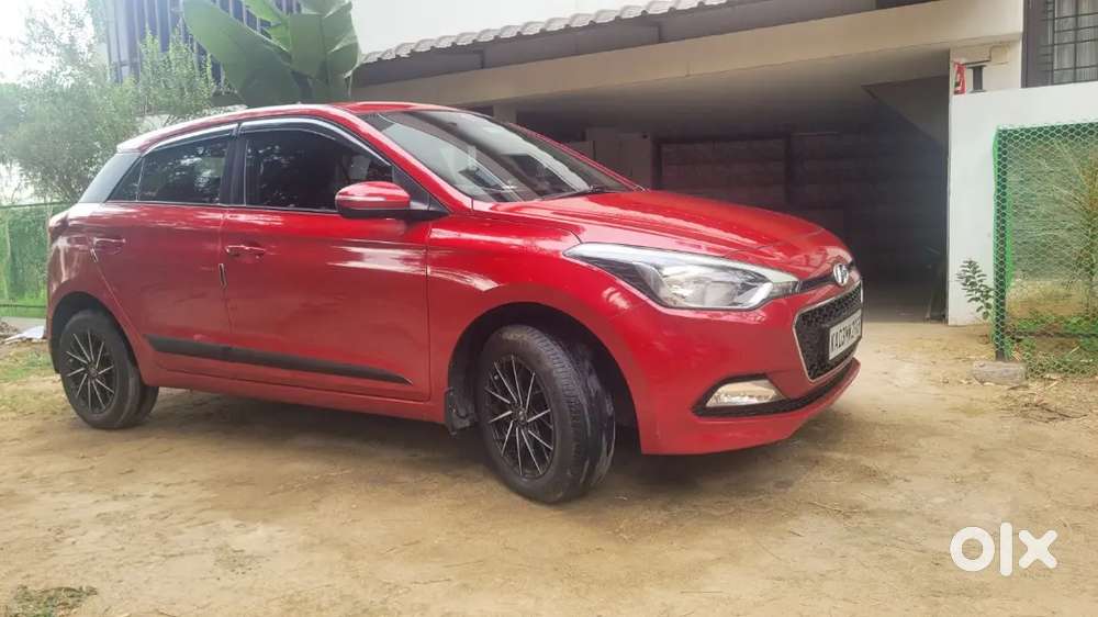 Single-owner Elite I20 Sportz  Ka-03  18k Speaker Upgrade