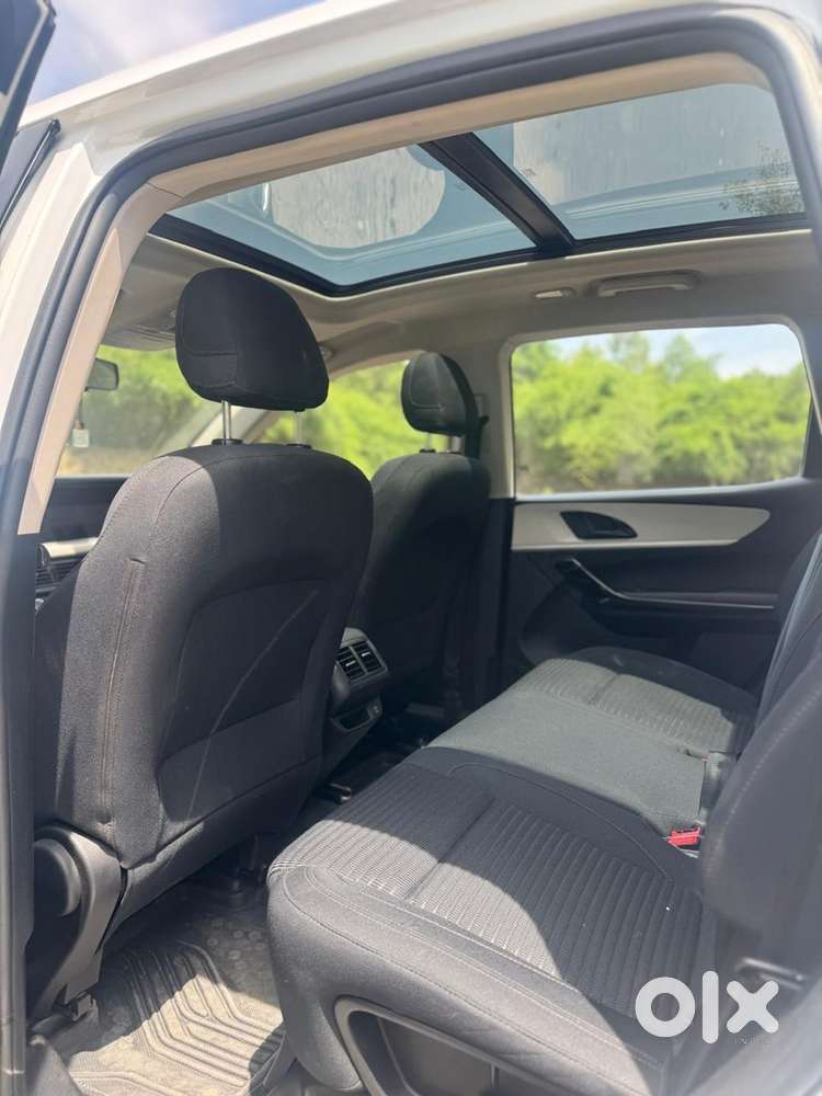 Mahindra Xuv700 2023 Diesel