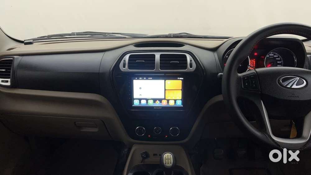 Mahindra Tuv 300 Mhawk100 T8 Dual Tone, 2019, Diesel