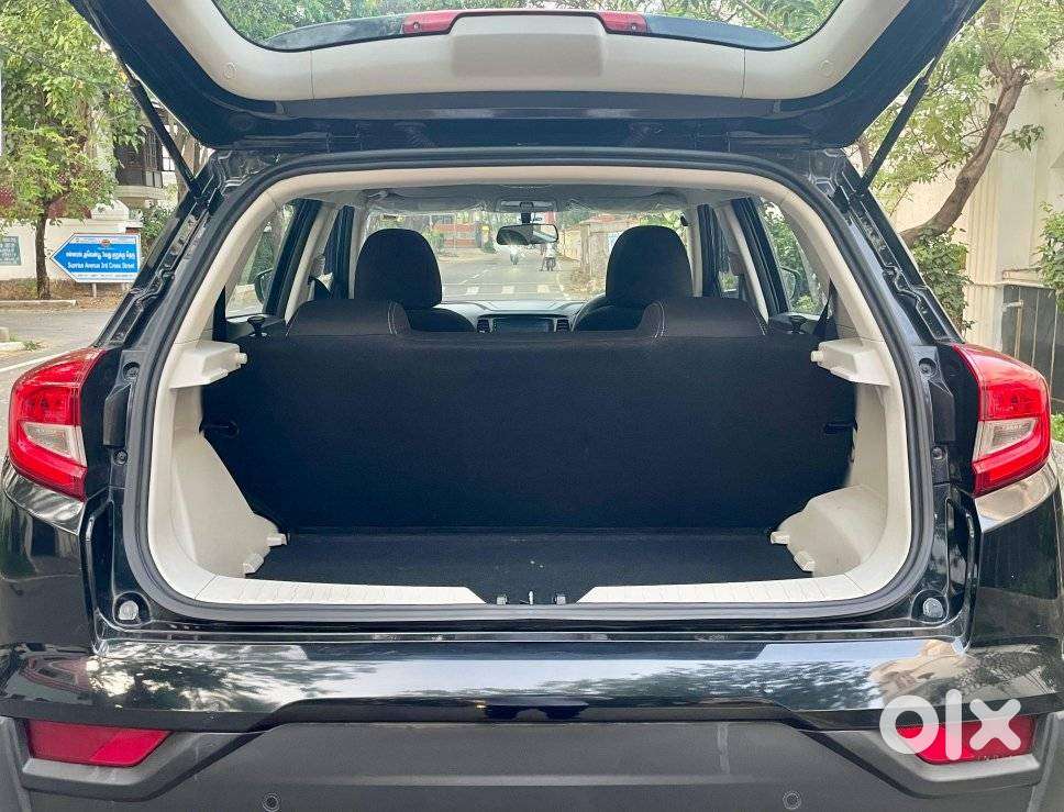 Mahindra Xuv300 W4, 2024, Petrol