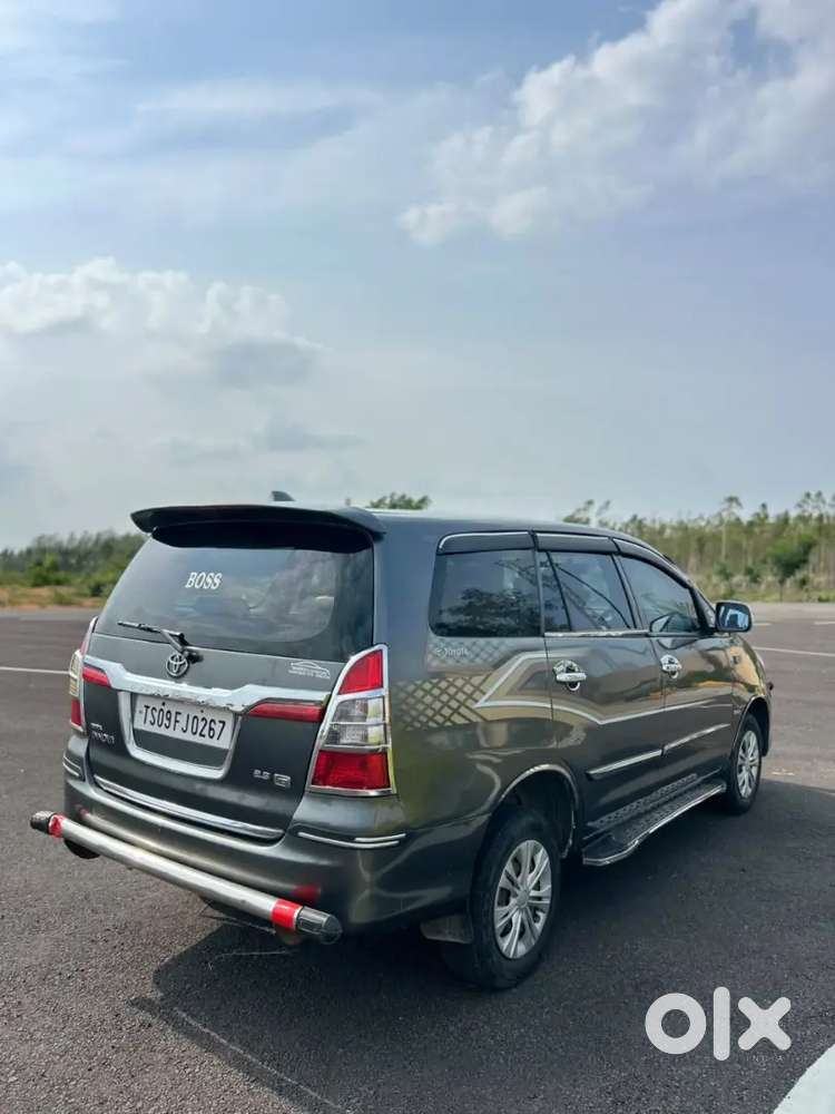 Toyota Innova Diesel 2009 Km Driven