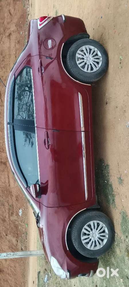 Good Condition Scratchless Fully Loaded Mileage 21 Km/lit