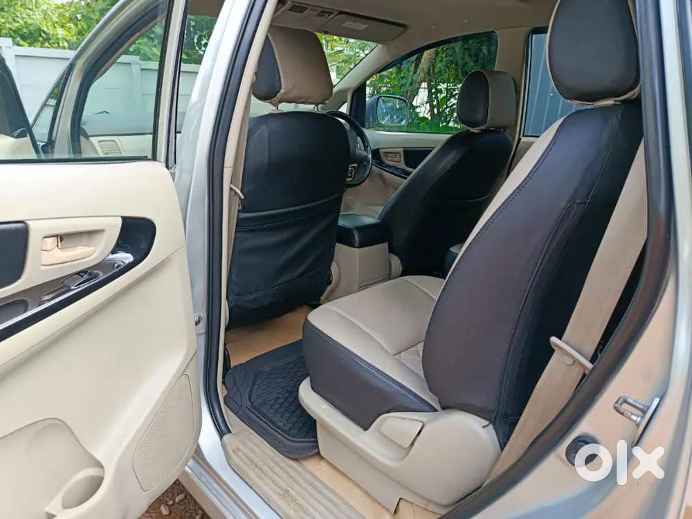 Toyota Innova 2.5 G 2013 Diesel Manual