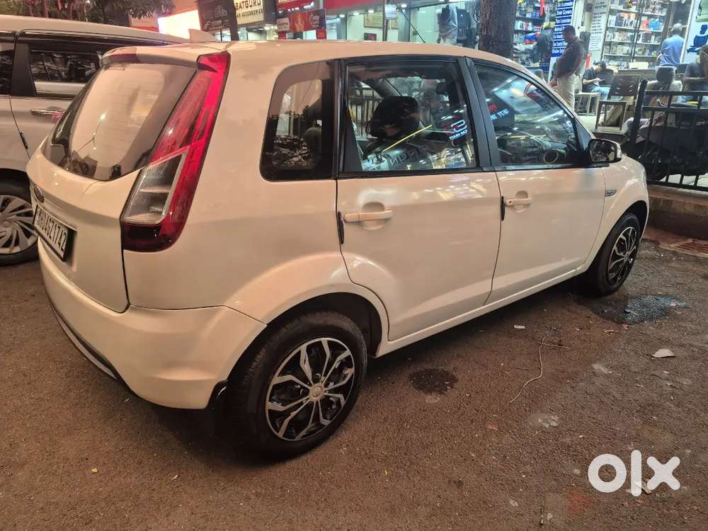 Ford Figo 1.2 Petrol 2015