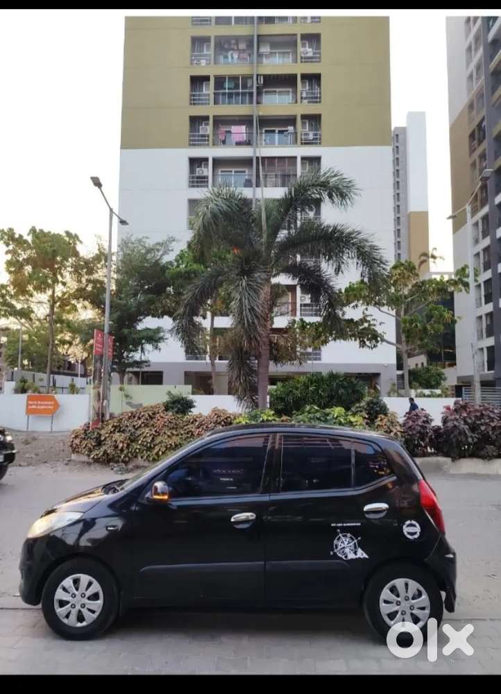 Hyundai I10 2010 Fc And Insurance Both Renewed Excellent Condition