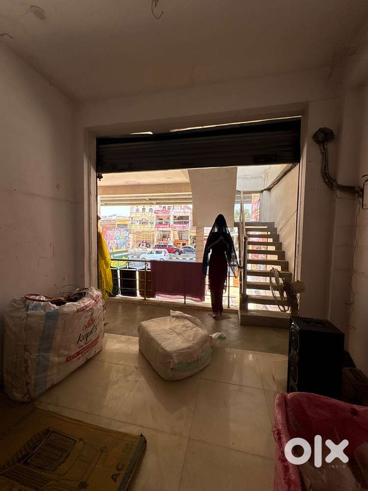 Shops in pushpanjali plaza